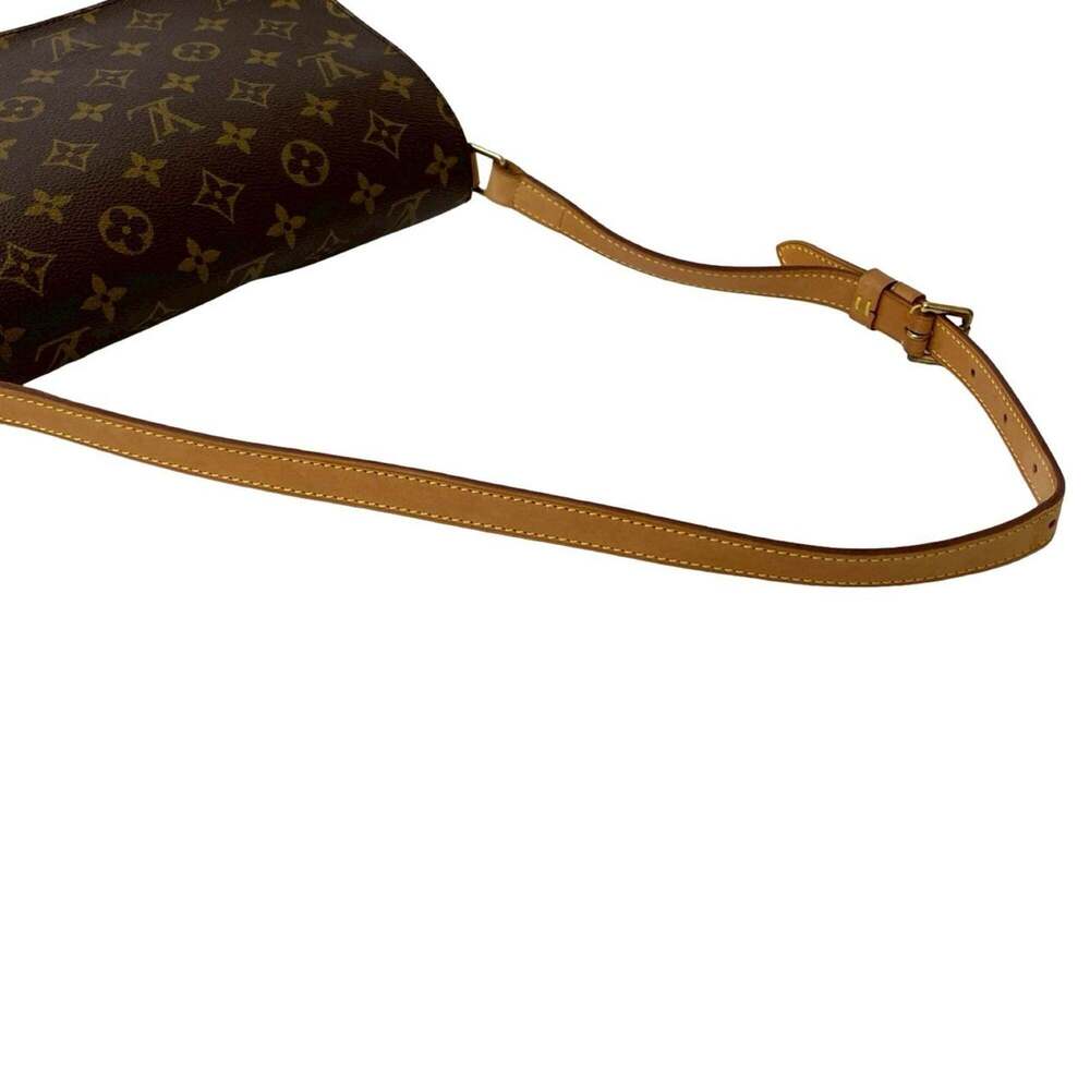 LOUIS VUITTON Authentic Brown Monogram Leather Shoulder Bag - Picture 4 of 10